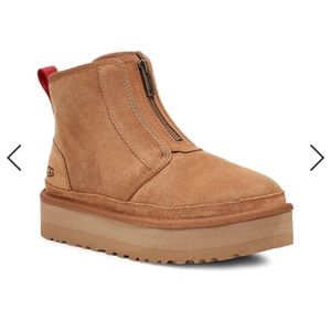 Women’s Platform Zipper Ugg Boots size 10